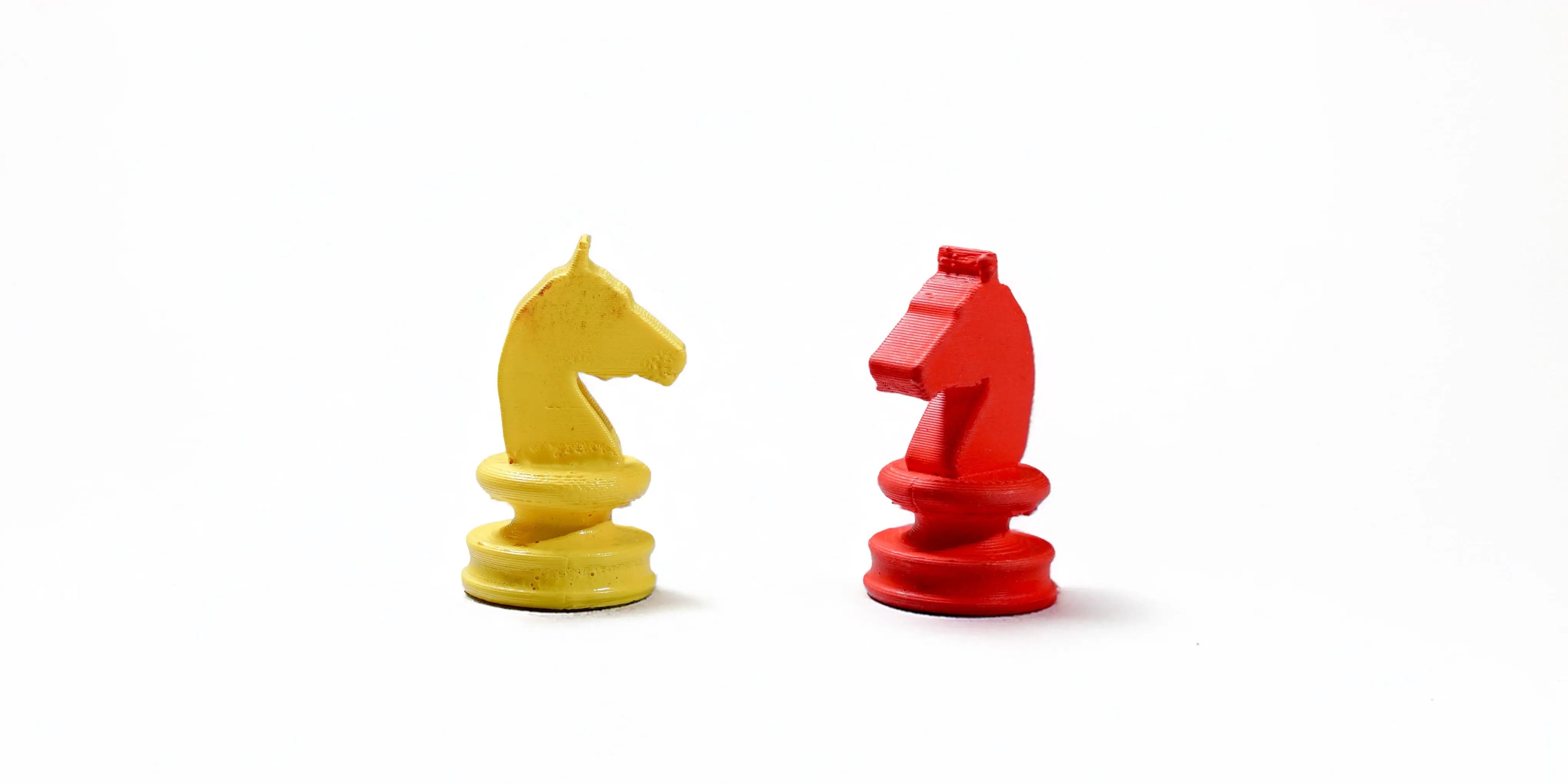 Jeu des petits chevaux en bois artisanal - Taille 38x38cm - 3Dvolution